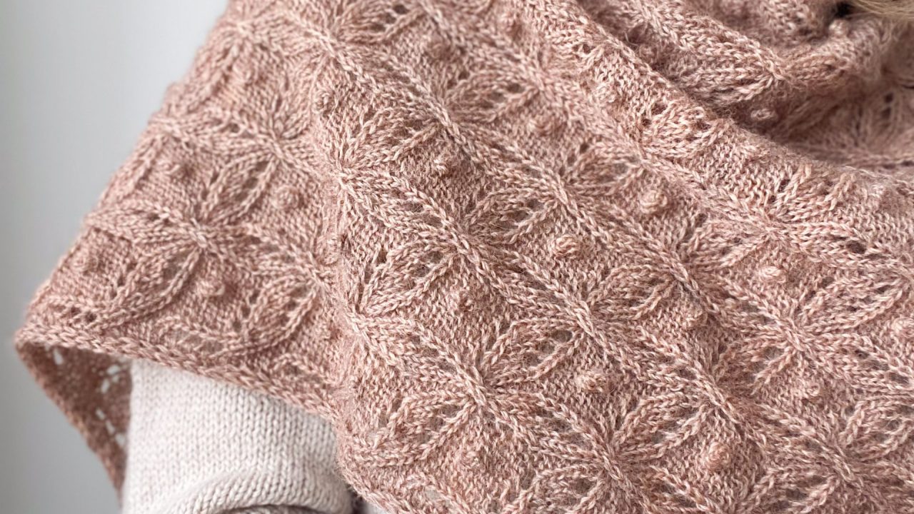 SKINNY NECK SCARF DAISY CHAINS
